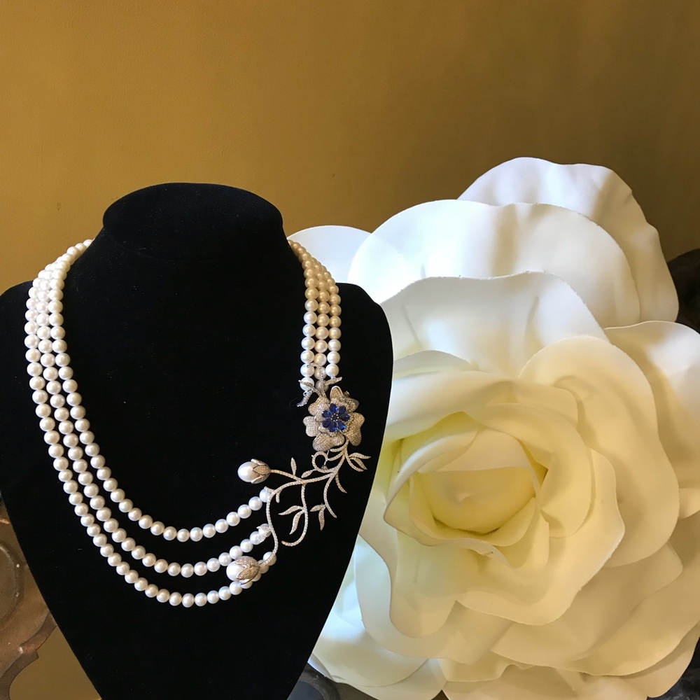 Pearl jewelry